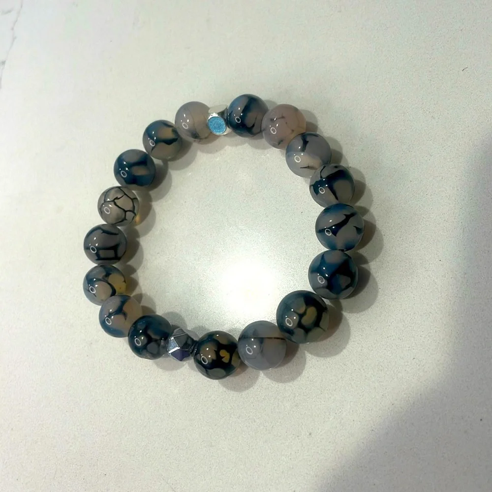 Black ice bracelet- black & white dragon agate